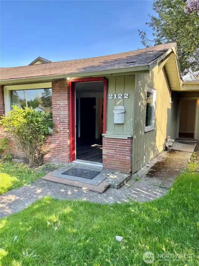 Ft. door