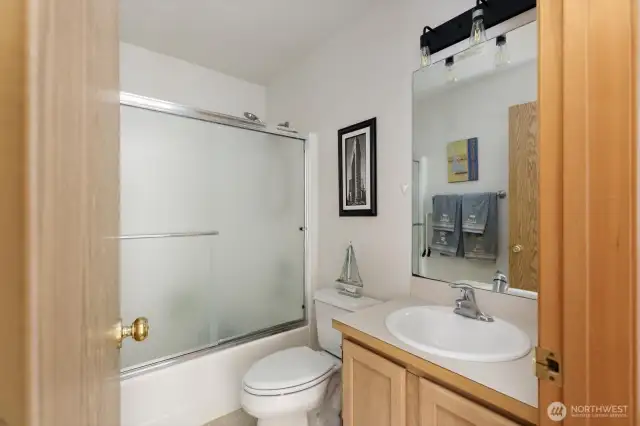 Hall bathroom.