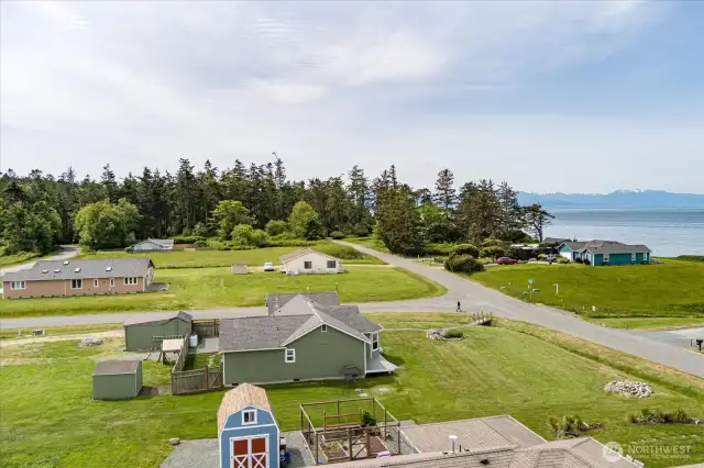 Fort Ebey State Park and Libbey Beach Park are just a few blocks away in those woods.