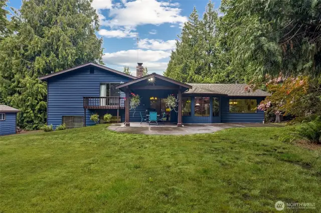 Wow - beautiful freshly painted home with outdoor room, stamped concrete and lots of room to romp & play!