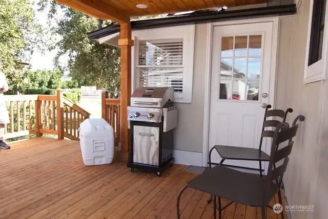 Covered Deck off the Utility room