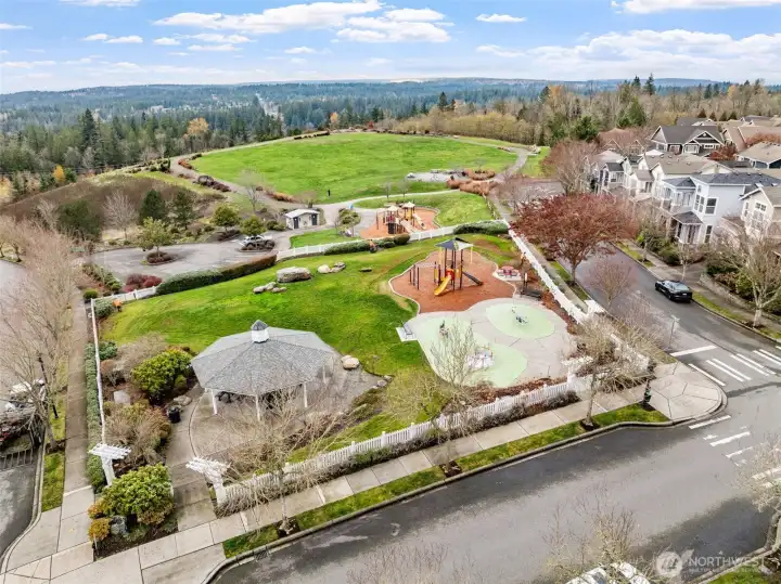 This park located in the northern section of Issaquah Highlands, offers visitors a place to gaze at magnificent views of Mt. Baker and the Cascade Mountain Range.  Features include a play area, picnic area, manicured green space, on-site parking and a restroom.