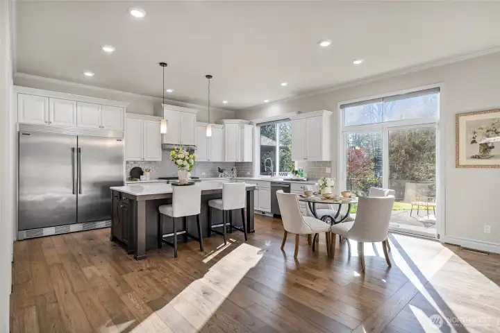 Beautiful kitchen and nook.