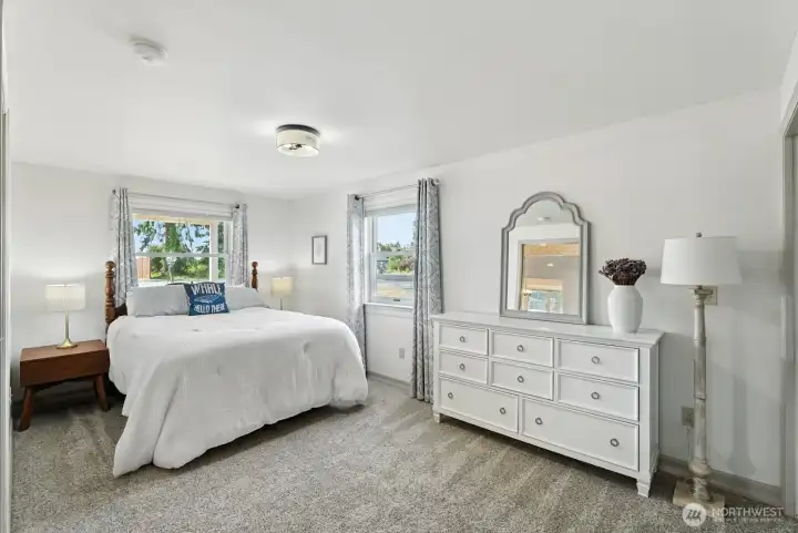 Guest room off entry way