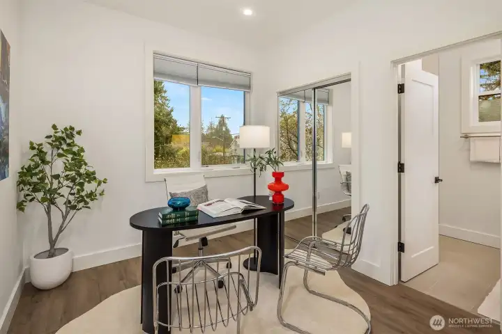 The second bathroom also has a good-sized closet and its own en-suite bathroom with walk-in shower, perfect for guests or roommates.