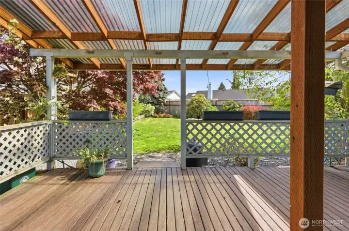 Covered back deck