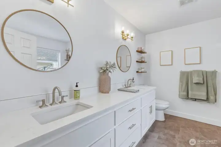 Primary Bedroom Full Bath