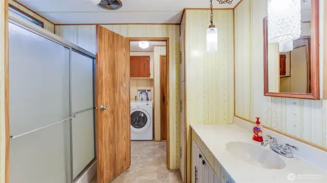 Main bathroom