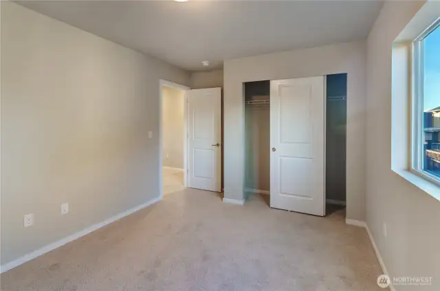 Pictures are from a previously built Penrose plan in the community and may display upgrades that are no longer available.