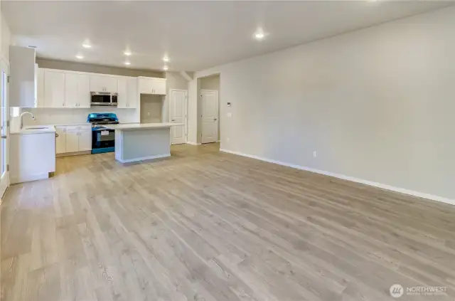 Pictures are from a previously built Penrose plan in the community and may display upgrades that are no longer available.