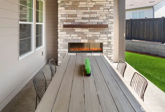 Covered patio, photos for illustrative purposes.