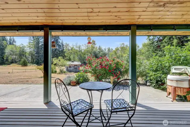 Imagine enjoying you morning coffee here.