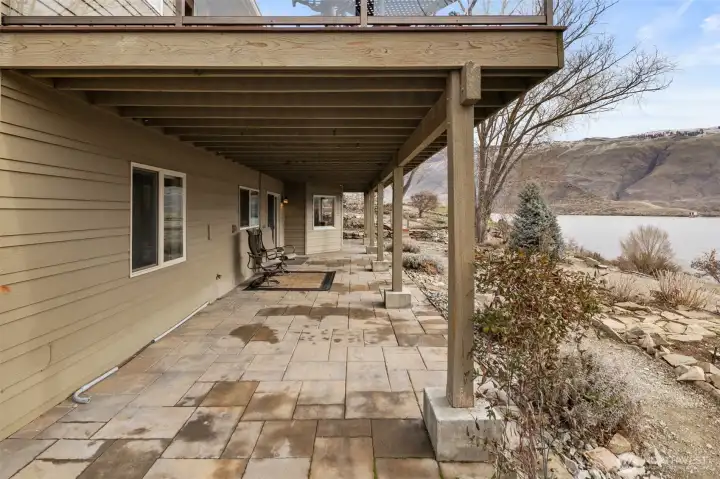 Lower patio with hot tub hook up.