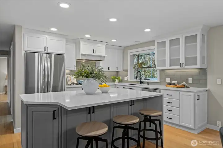 Kitchen has been fully remodeled.