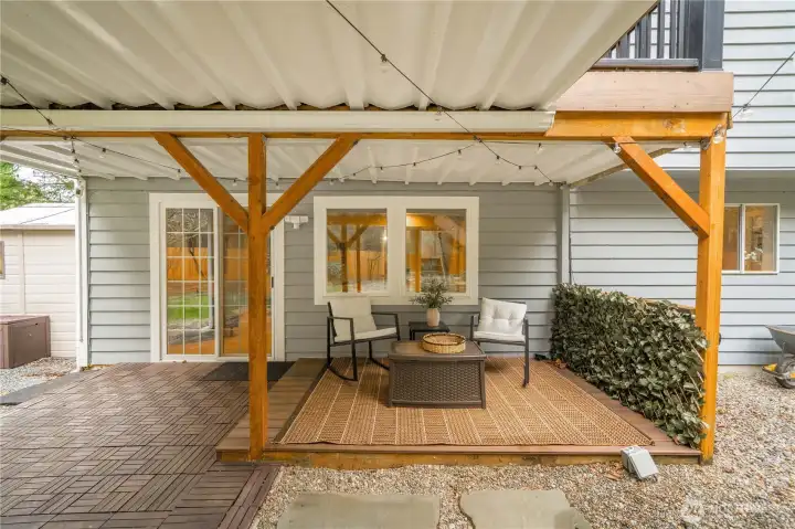 Fully covered patio off bonus room