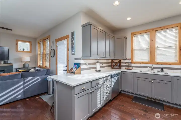 Bright kitchen with quartz countertops