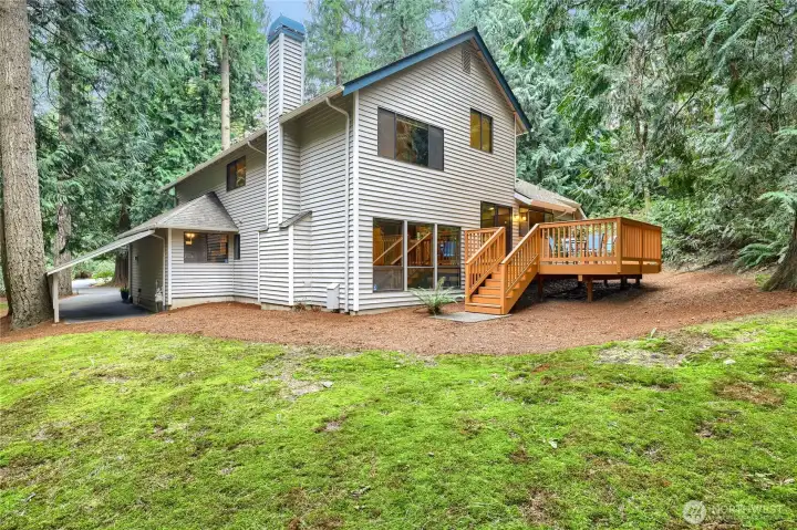 Property corner is aproximatly 60 feet in back of where this picture was taken from.