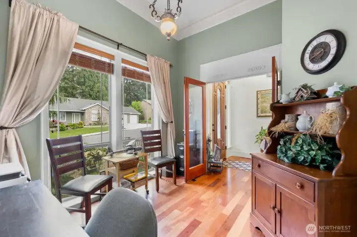 Office Space or 5th Bedroom on Main Floor