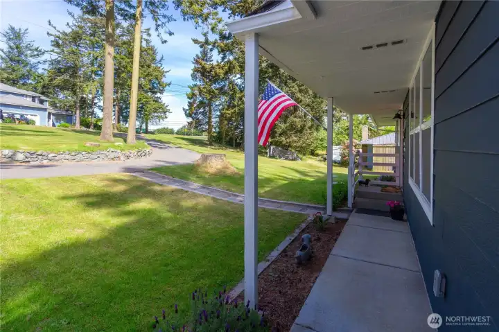 Covered front porch & walkway