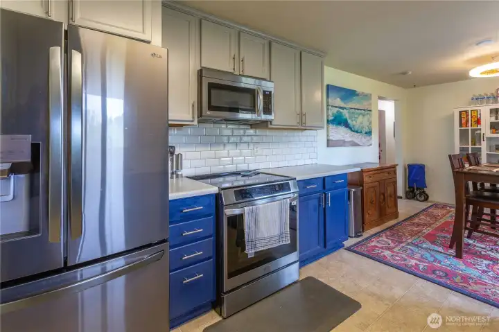 Kitchen - all appliances included