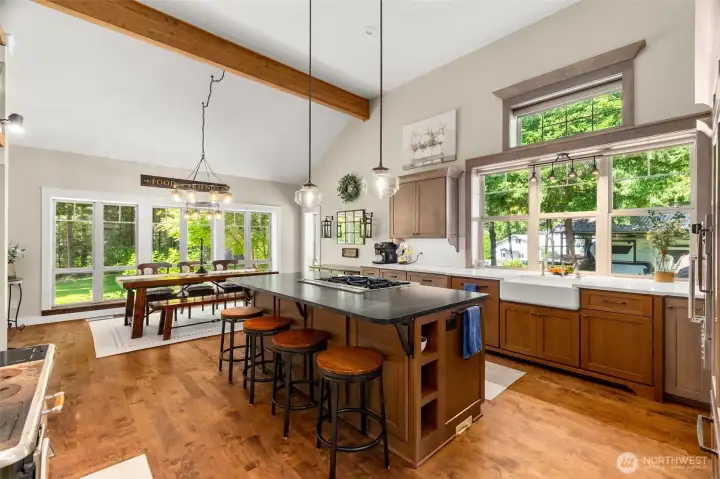 The kitchen is absolutely stunning!