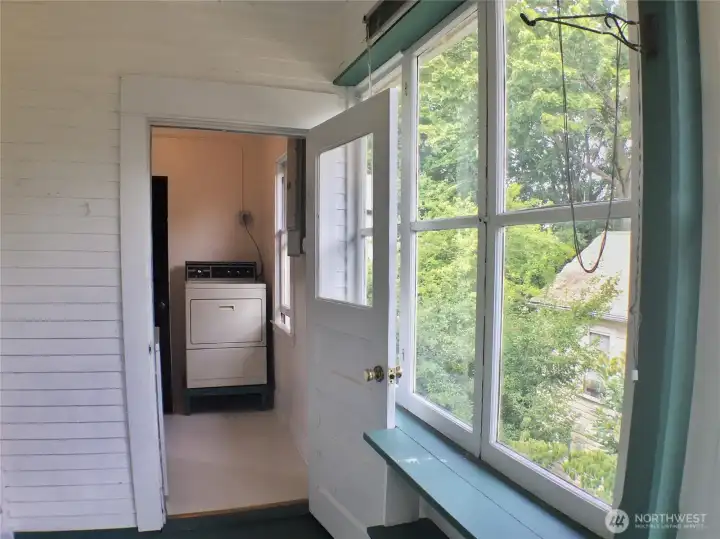 910 (upstairs unit)