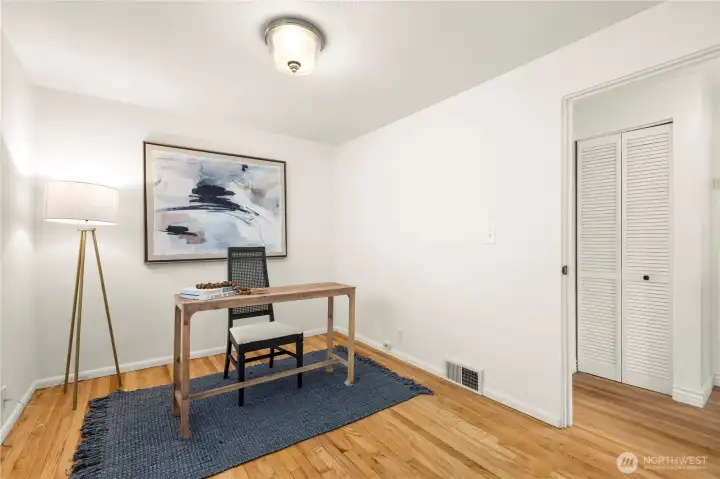 Good sized second bedroom