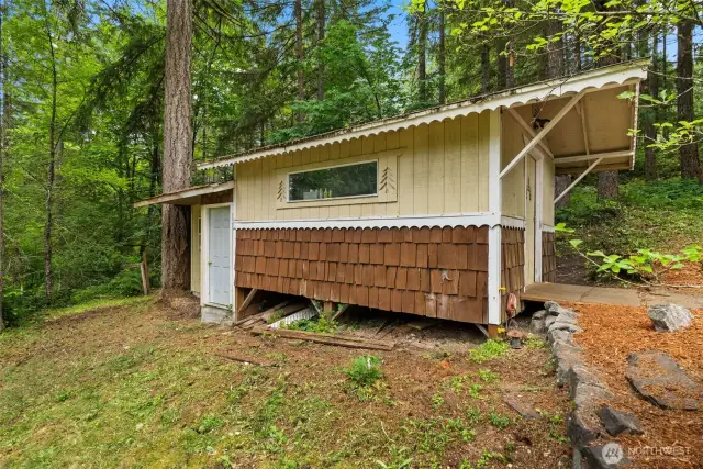 Shop/Shed