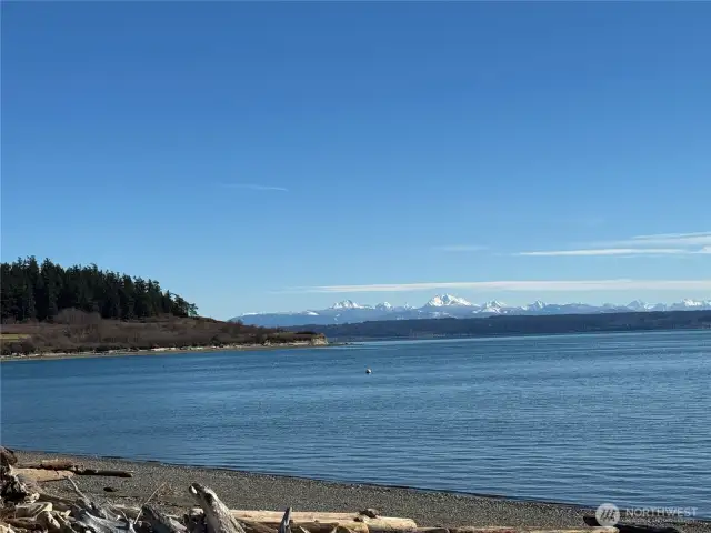 Want your own level waterfront get-a-way? Here it is at an amazing price of $699,900! Imagine waking up and exploring this beach everyday!
