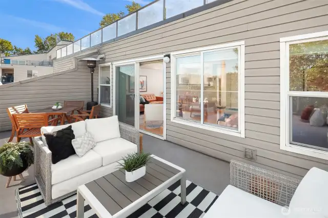 No one lives above this unit (it's a shared deck that is rarely used by the penthouse residents).