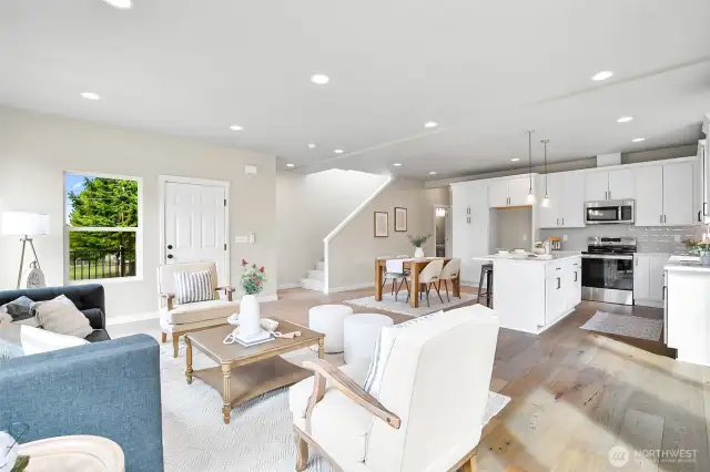 Photographs are for illustrative purposes only. Features, finishes, interior/exterior colors, landscaping and floorplan shown may vary from actual homes built.