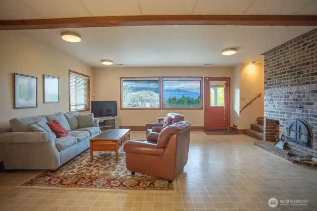 basement recreation or living room
