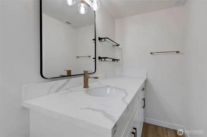 Half bath off 4th bedroom