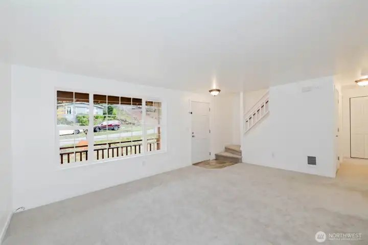 1st floor living room