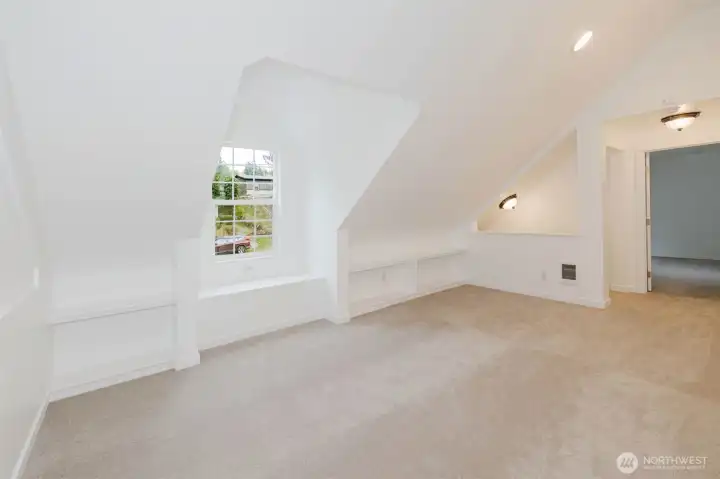 2nd floor family room