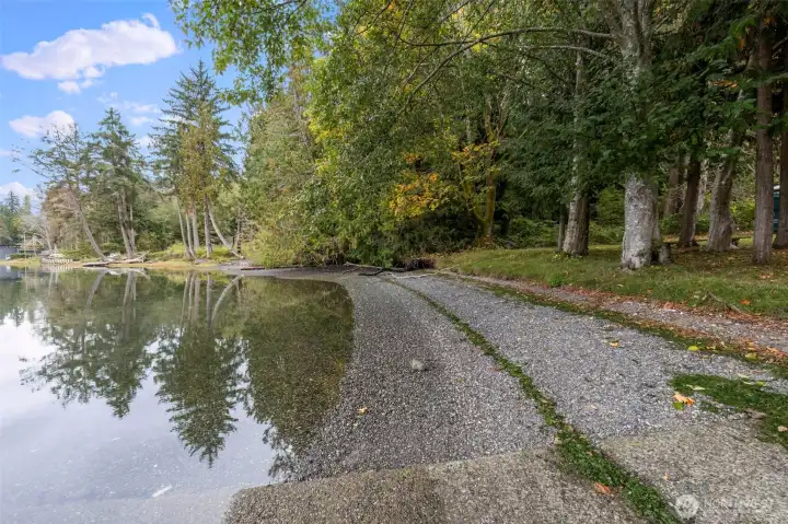 Less than 100 yards from the community beach and park complete with a boat launch.
