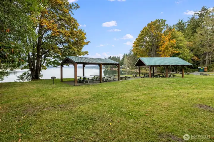 Enjoy the Gamblewood community areas