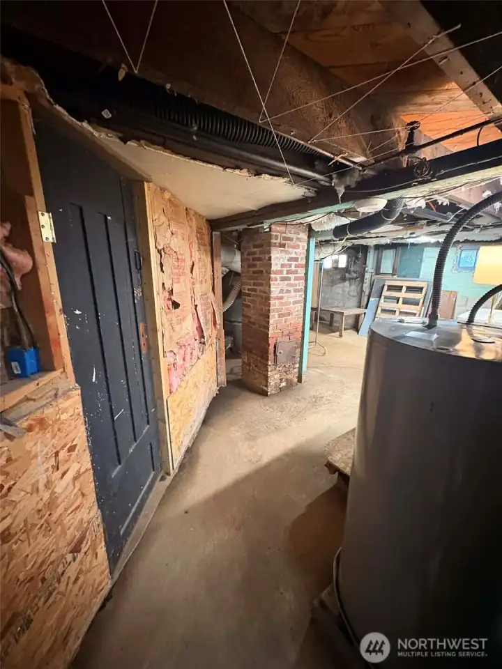 There is the door leading to the outside- want rental income and privacy?  An exterior door is a thing of beauty.