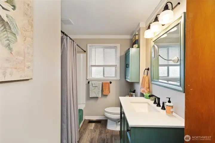 Updated upstairs bathroom