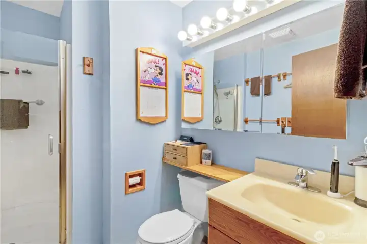 Downstairs ¾ bathroom w/ walk-in shower.