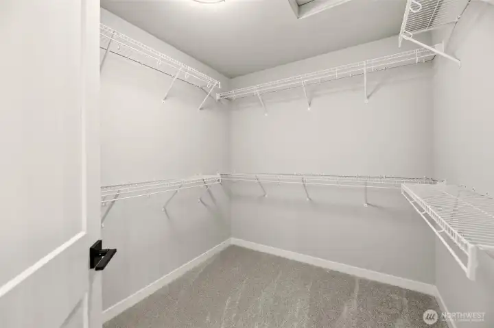 walk in closet