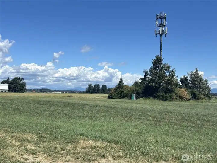 The property comes with a cell tower that has a 40 year lease. The property comes with a cell tower that has a 40 year lease.