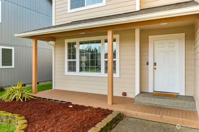 Lovely covered front porch!