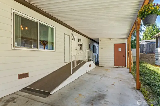 Accessible access ramp