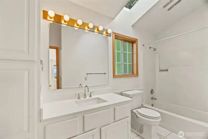 Hall Main Bath.