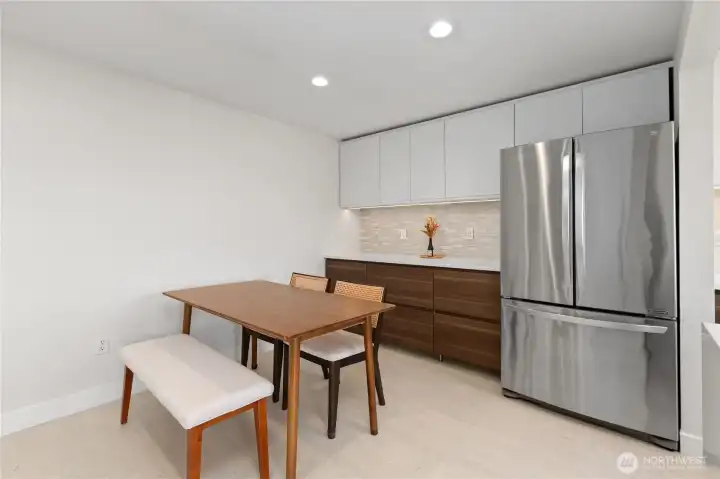 Plenty of storage throughout the kitchen. Soft-close drawers. Lots of Countertop space.