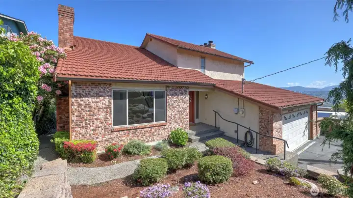 Space for vehicles, guests, and more