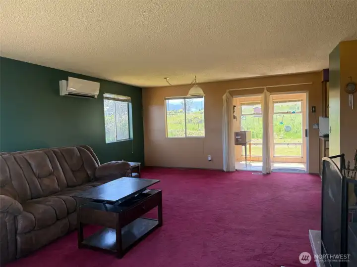 Living and dining area