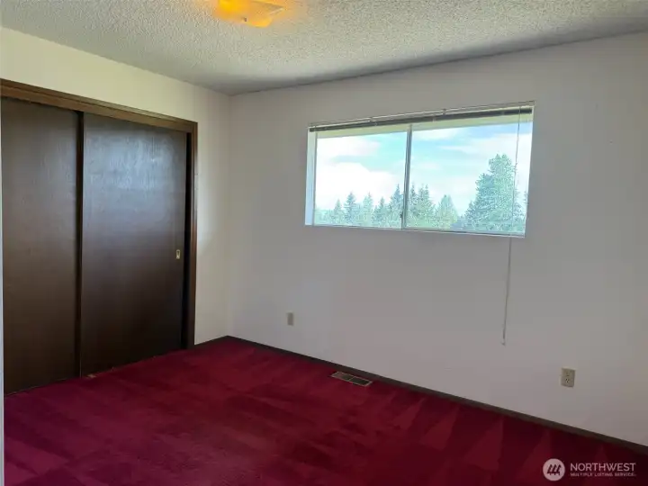 Upper bedroom