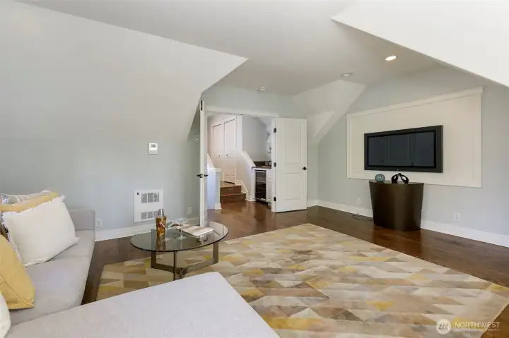 Bonus Room